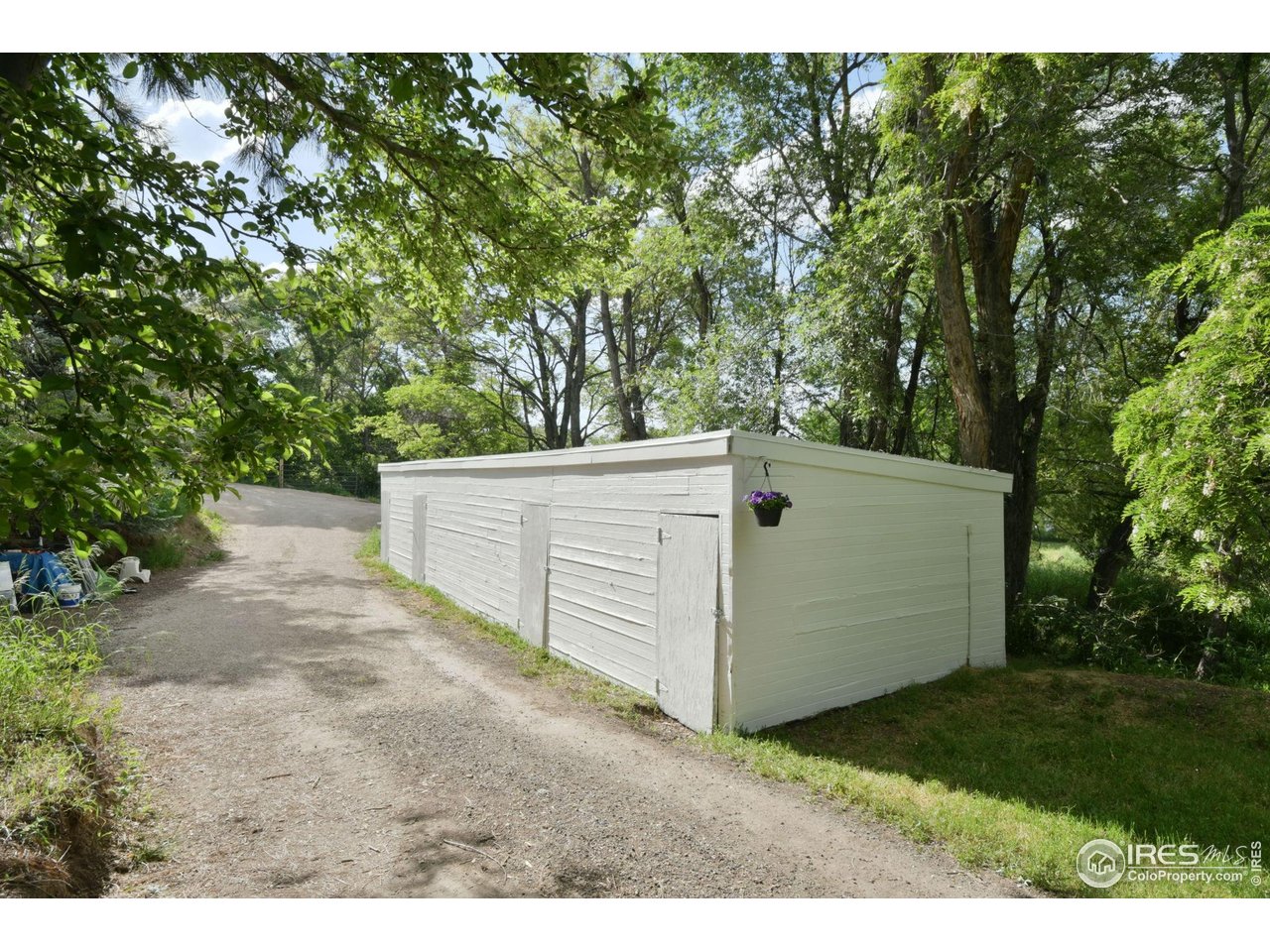 6903 Valmont Road Boulder, CO 80301 - Photo 17 of 44 An oversized utility shed with exceptional storage capacity