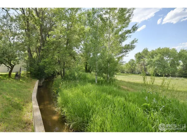 a view of an outdoor space and a yard