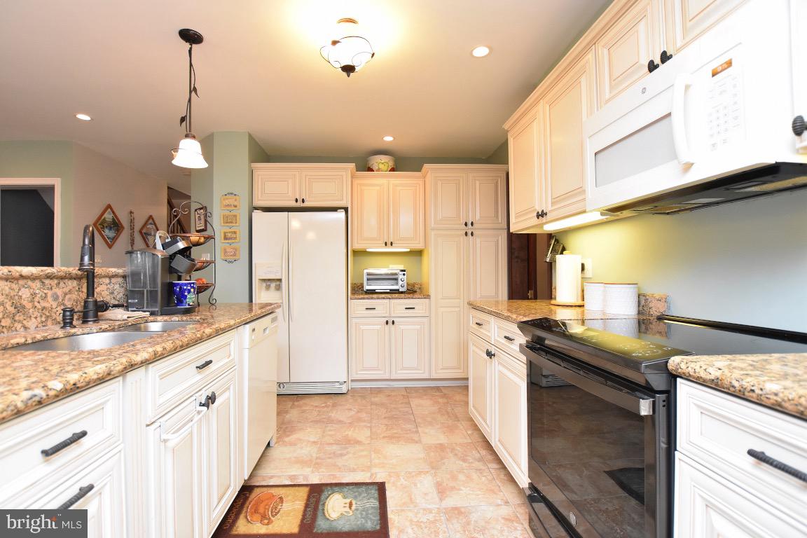 116 Dorchester Road Mount Laurel, NJ 08054 - Photo 19 of 49