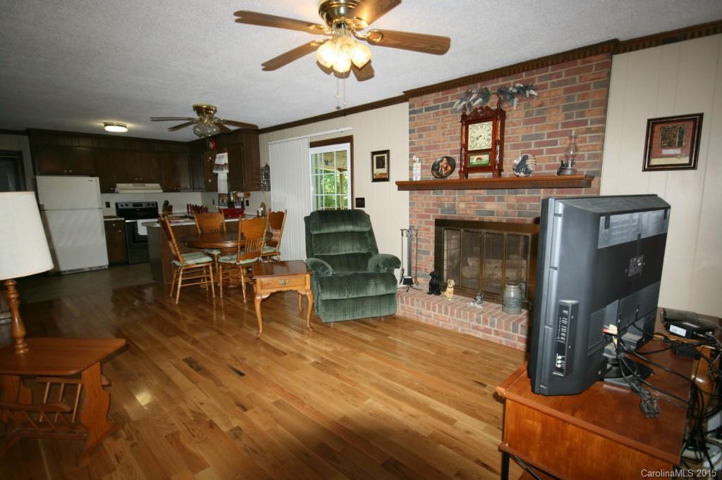 424 Long Shoals Road Lincolnton, NC 28092 - Photo 8 of 10 Gallery Image 8