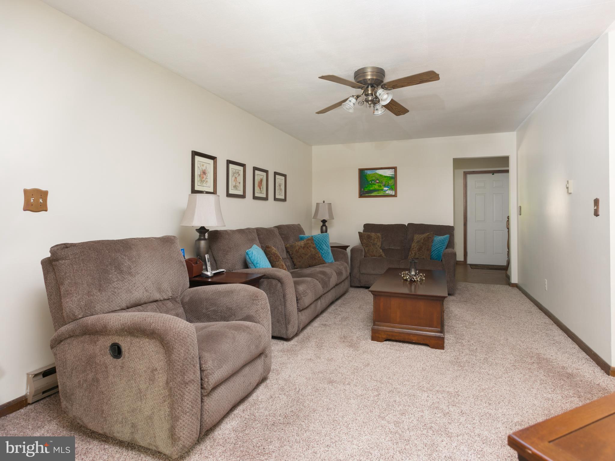 343 East Millstream Road Cream Ridge, NJ 08514 - Photo 14 of 33