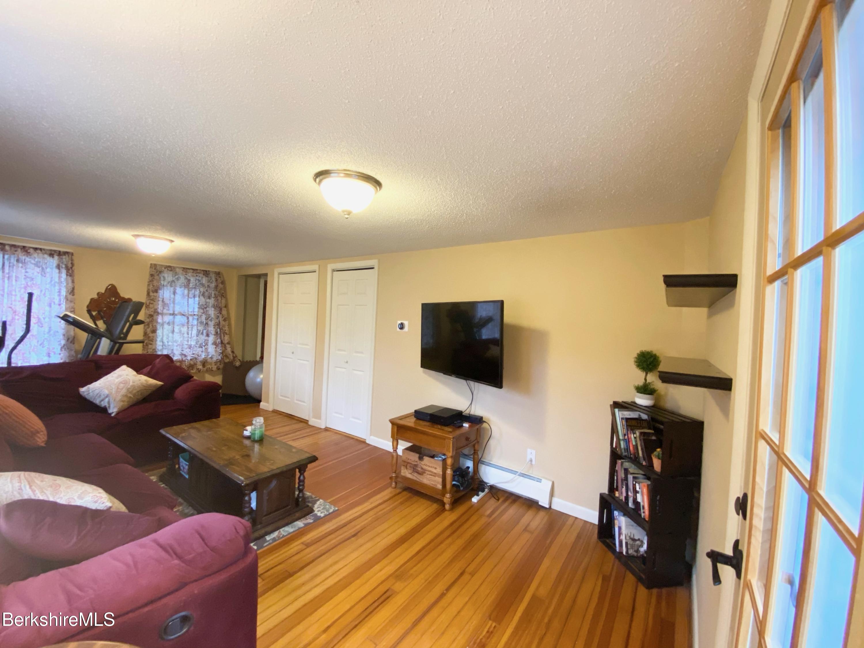 187 Washington Mountain Road Lee, MA 01238 - Photo 15 of 21 33331AF2-5F9C-4AC7-853E-281009E5E1C6