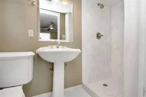 $389,000 | 3915 St Charles Avenue, Unit 511, New Orleans, LA 70115