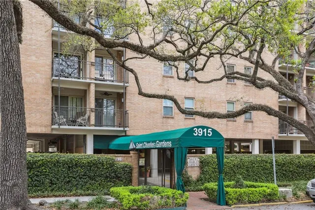 $389,000 | 3915 St Charles Avenue, Unit 511, New Orleans, LA 70115