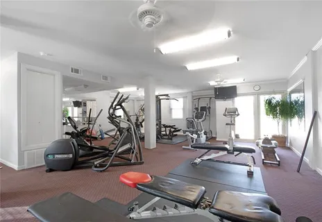 $389,000 | 3915 St Charles Avenue, Unit 511, New Orleans, LA 70115