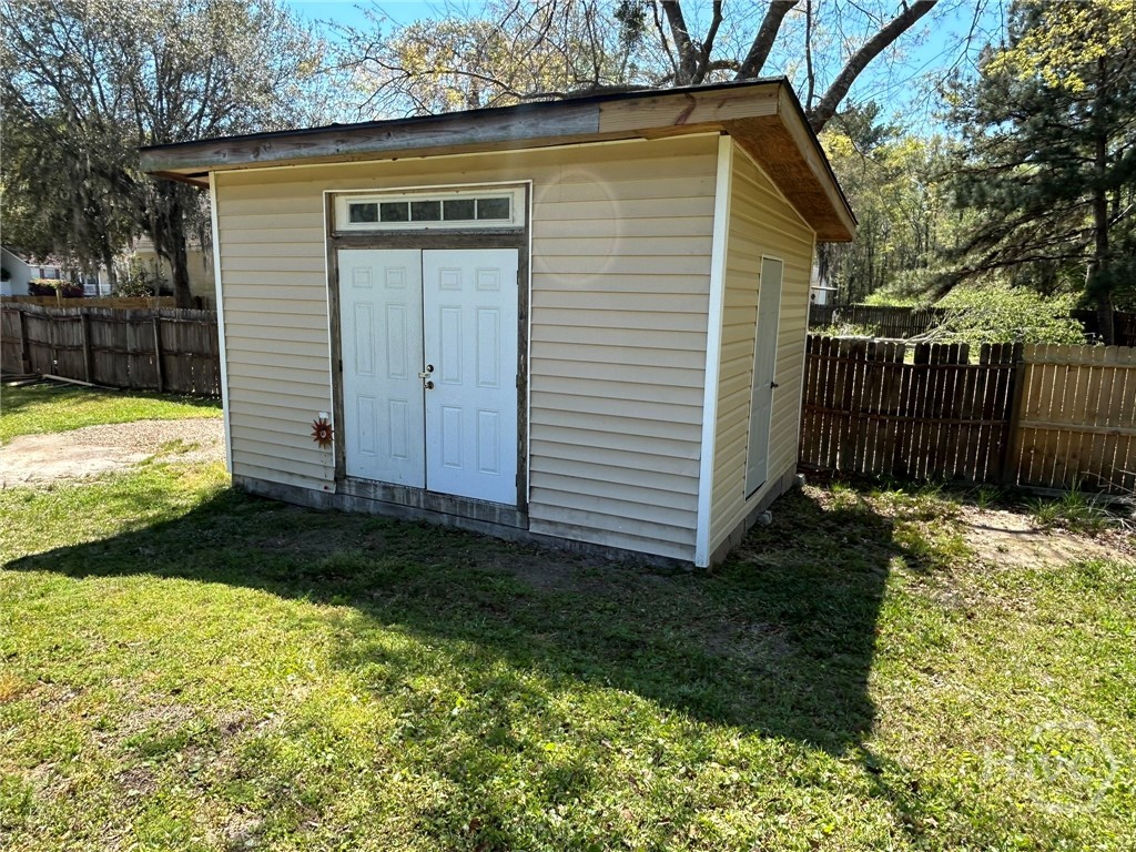 121 Laurel Oaks Midway, GA 31320 - Photo 11 of 13 Shed