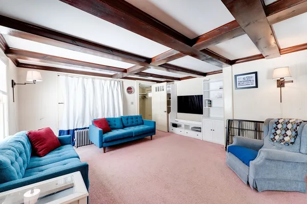 $274,000 | 6 Burrows Turnpike Road, Bernardston, MA 01337