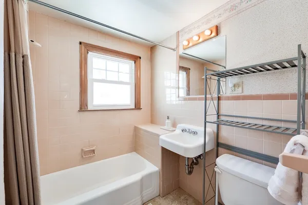 $274,000 | 6 Burrows Turnpike Road, Bernardston, MA 01337