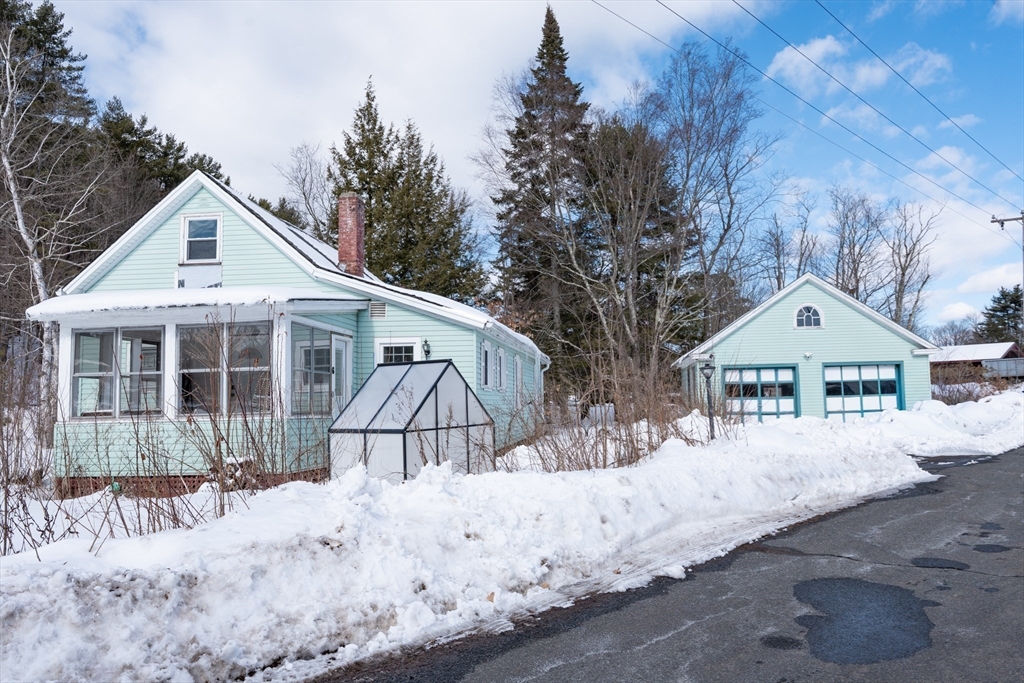 6 Burrows Turnpike Road Bernardston, MA 01337 - Photo 2 of 29 Gallery Image 2