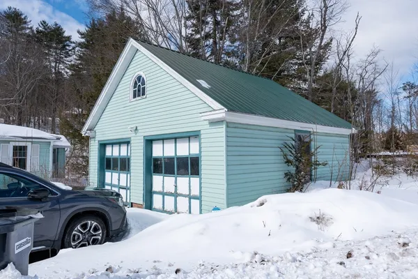 $274,000 | 6 Burrows Turnpike Road, Bernardston, MA 01337