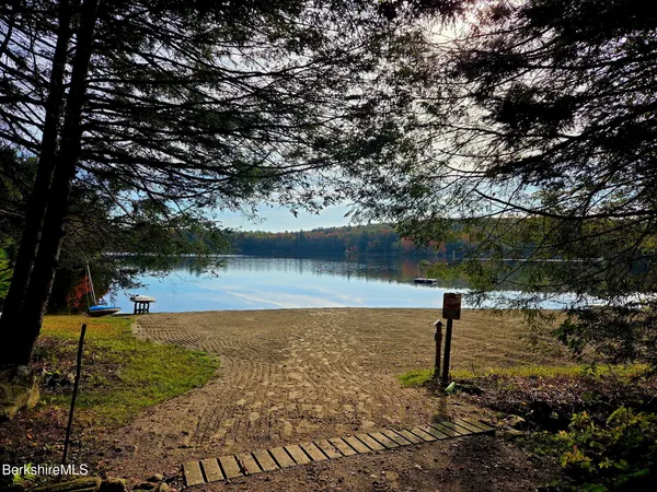$22,000 | 0 Moberg Road, Becket, MA 01223