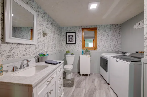 $665,000 | 558 Norway Road, Harrison, ME 04040