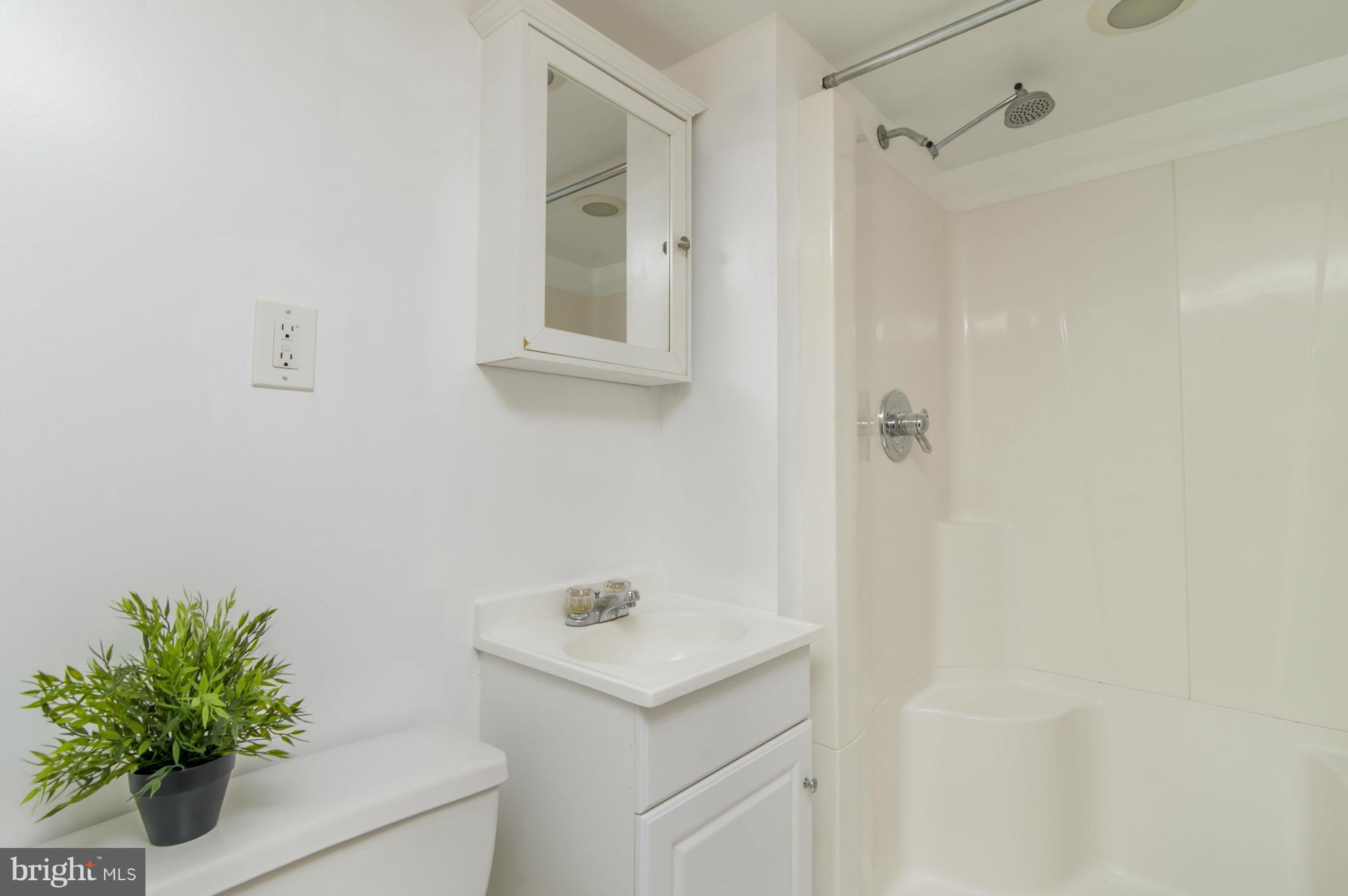 2004 Suffolk Road Finksburg, MD 21048 - Photo 22 of 29 Full Bath