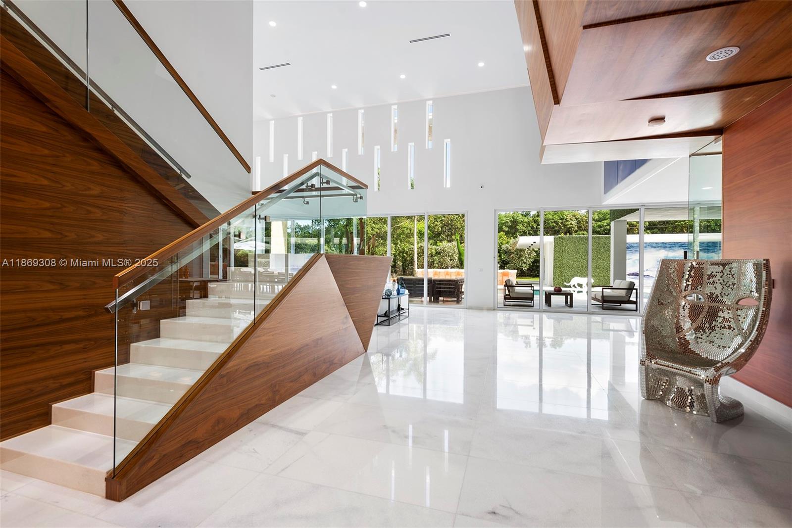 7450 Southwest 102nd Street Pinecrest, FL 33156 - Photo 6 of 51 a view of interior of the house