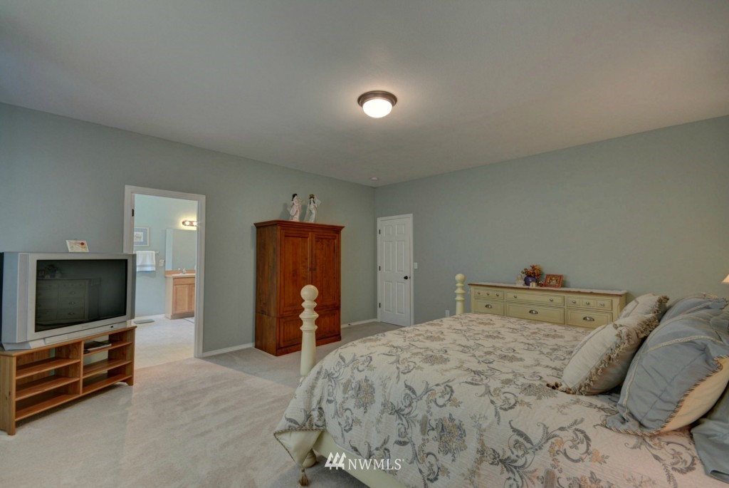 2205 North Reservation Road Oak Harbor, WA 98277 - Photo 14 of 24 Gallery Image 14