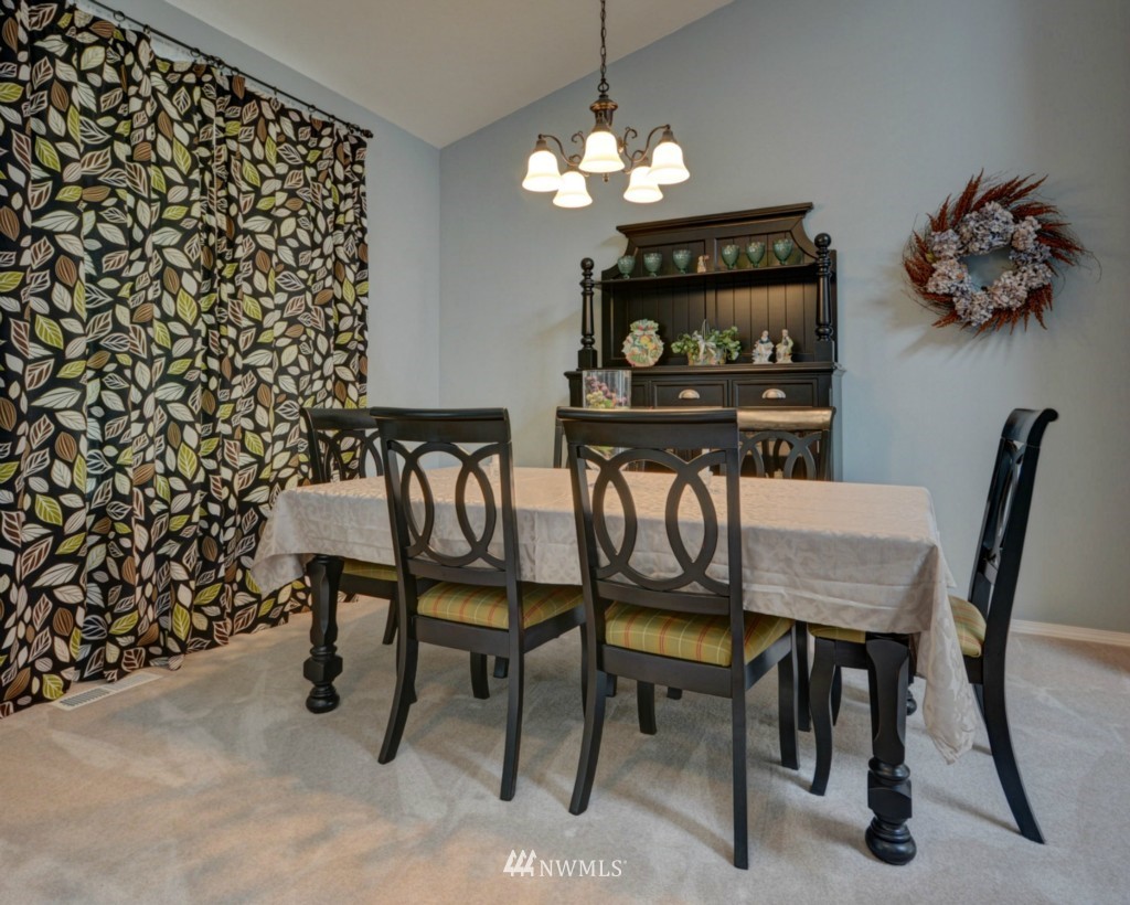 2205 North Reservation Road Oak Harbor, WA 98277 - Photo 4 of 24 Gallery Image 4