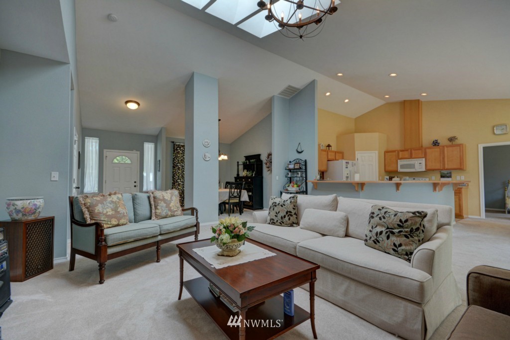 2205 North Reservation Road Oak Harbor, WA 98277 - Photo 5 of 24 Gallery Image 5