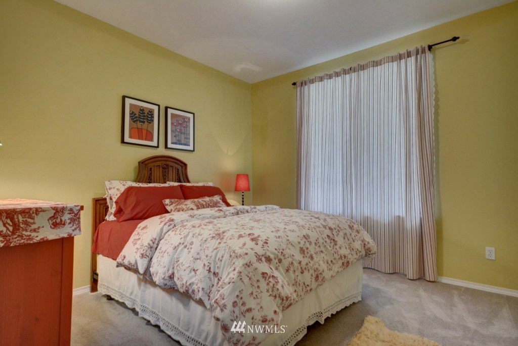 2205 North Reservation Road Oak Harbor, WA 98277 - Photo 10 of 24 Gallery Image 10