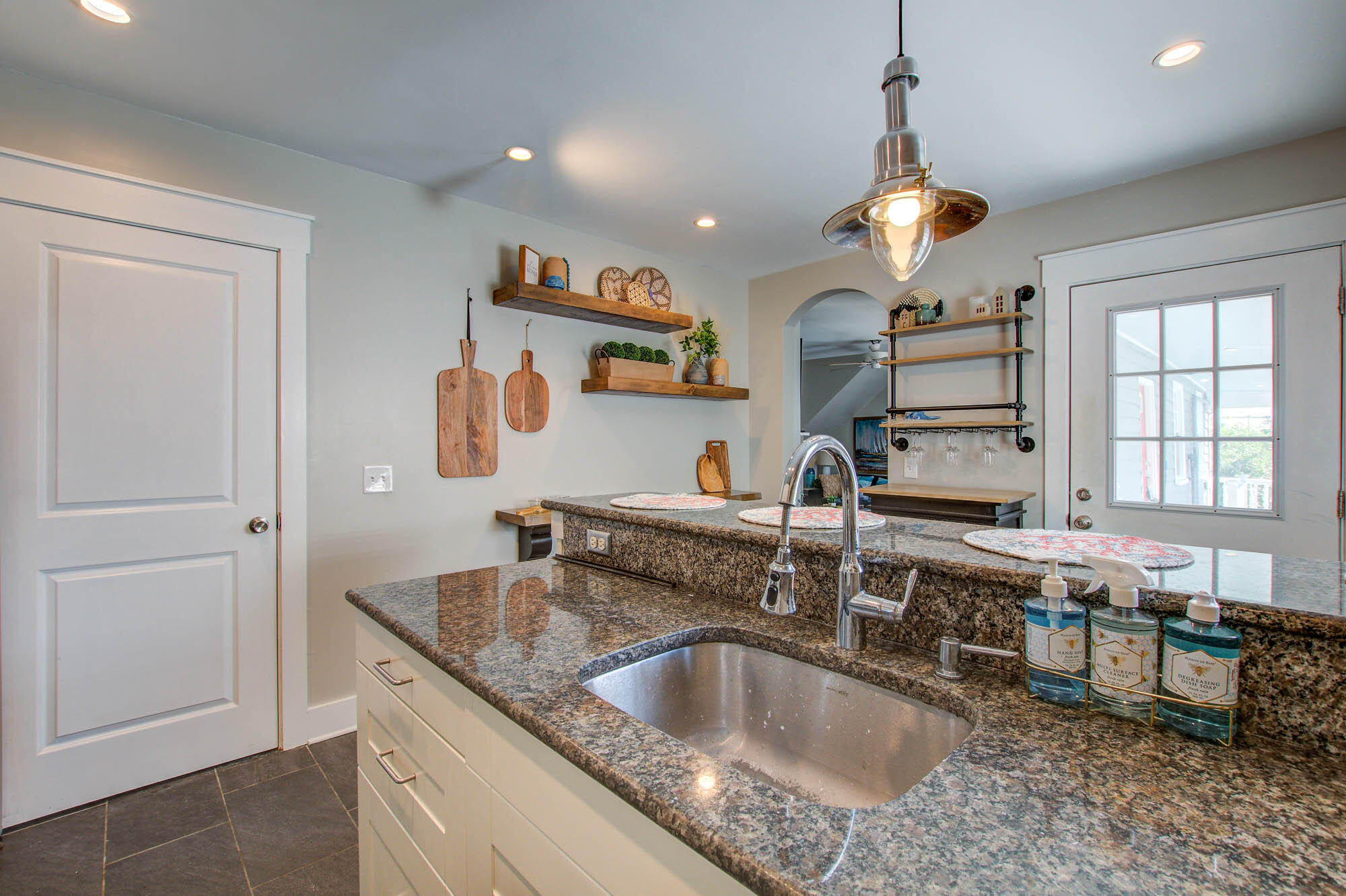 63 Drake Street, Unit A & B Charleston, SC 29403 - Photo 34 of 45 63B Drake (14)