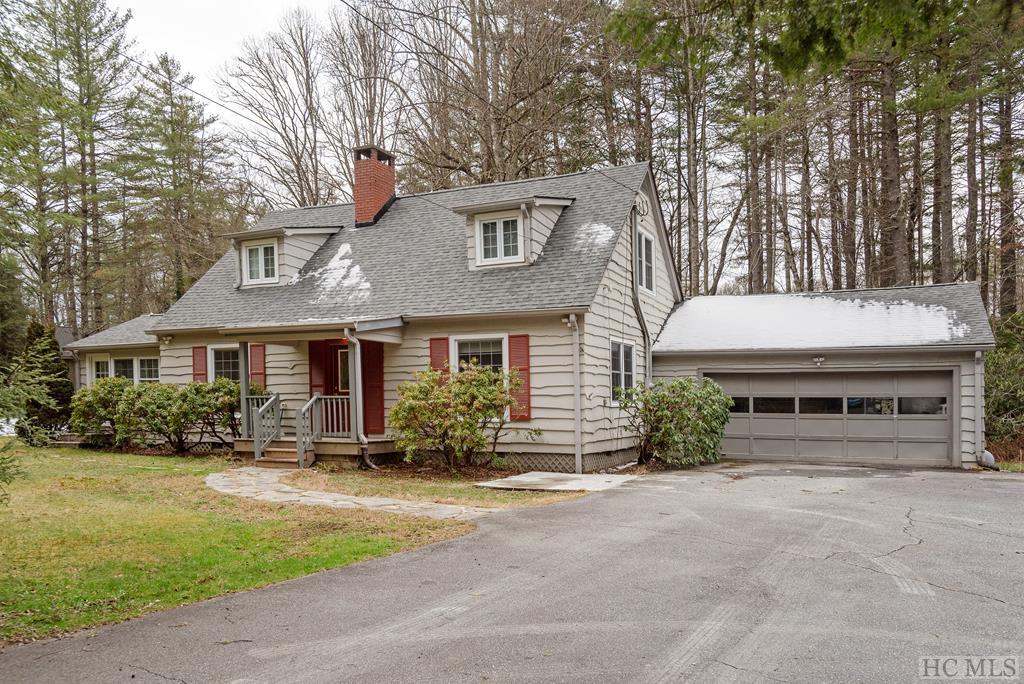 107 Lance Road Cashiers, NC 28717 - Photo 1 of 41 Gallery Image 1