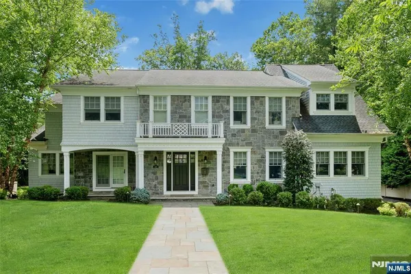 $3,990,000 | 20 Sylvan Way, Short Hills, NJ 07078