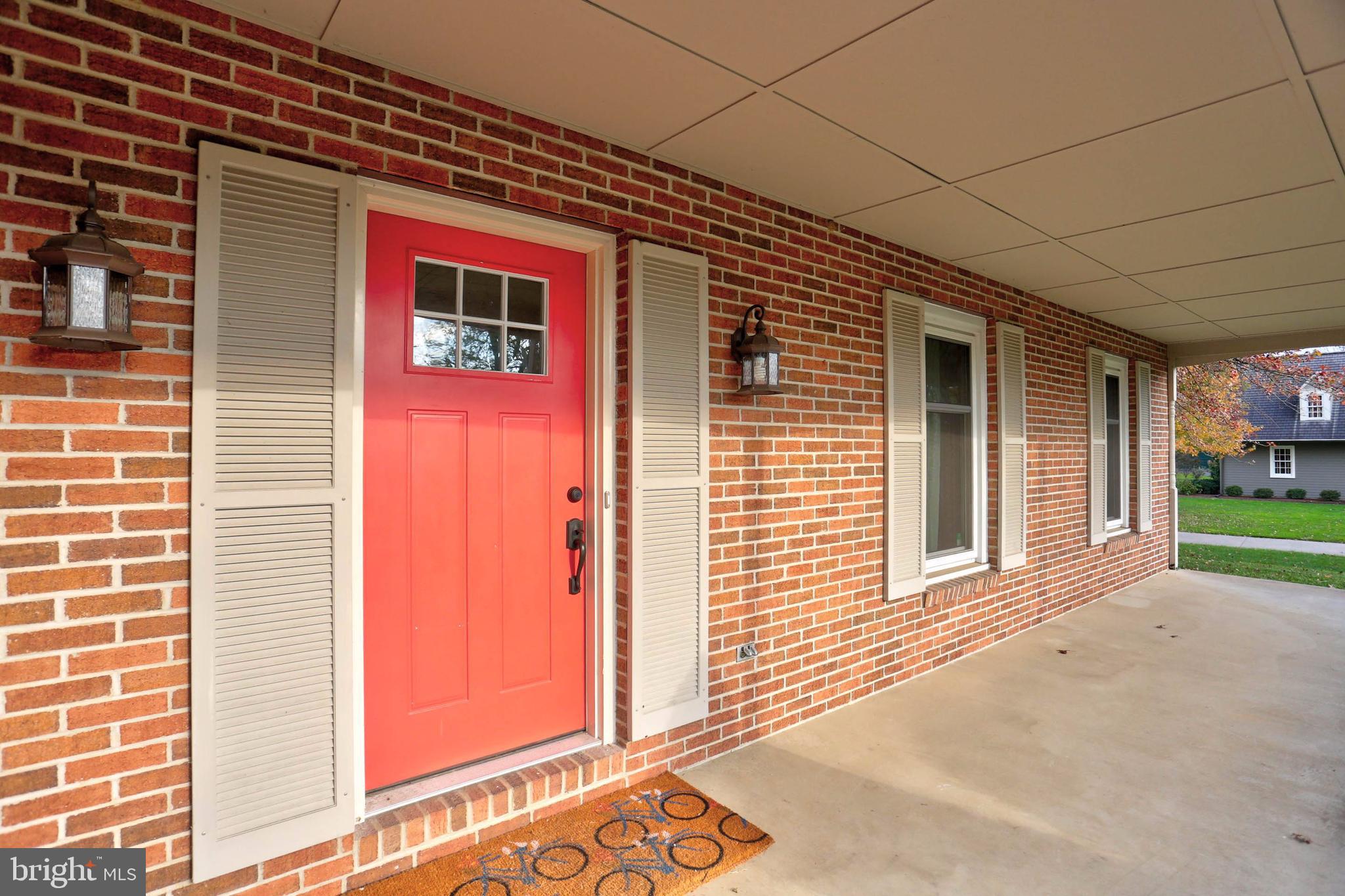 537 Millcross Road Lancaster, PA 17601 - Photo 3 of 35