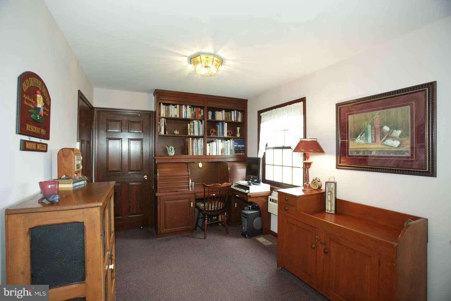 191 Bell Road Westminster, MD 21158 - Photo 14 of 29 Office Area
