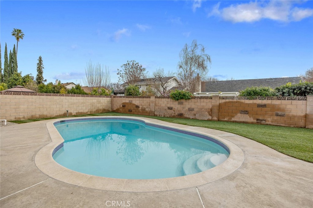 21140 Winterset Drive Saugus, CA 91350 - Photo 36 of 43