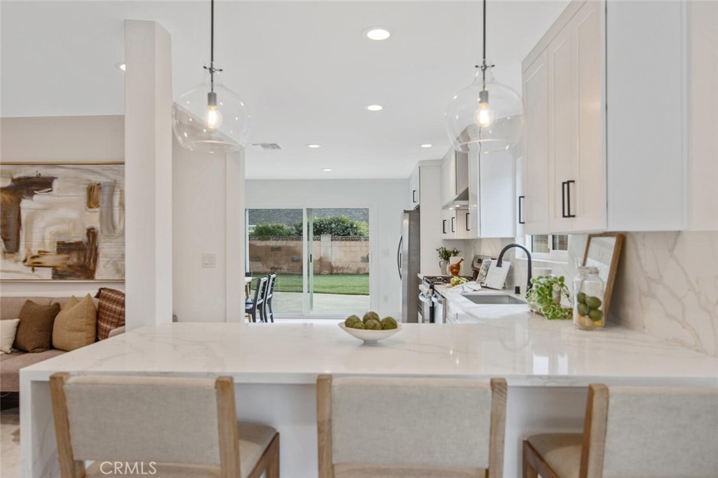 21140 Winterset Drive Saugus, CA 91350 - Photo 6 of 43