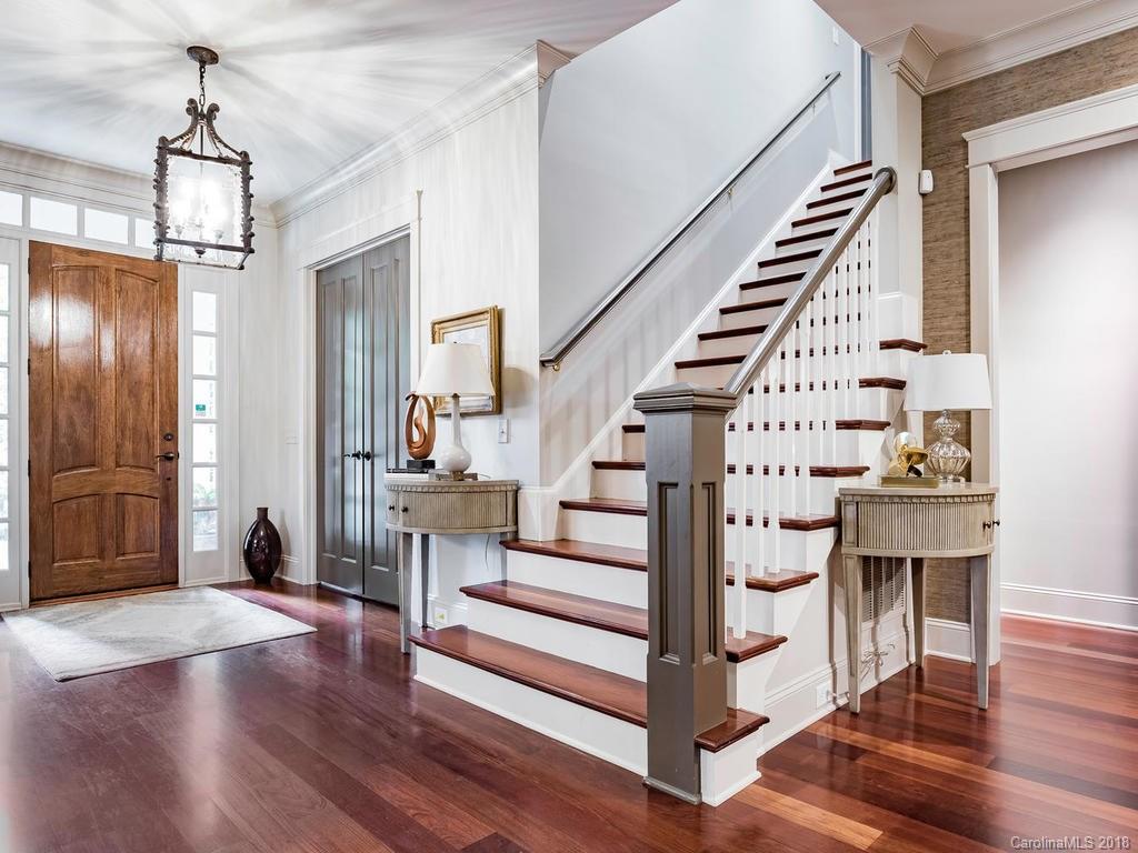 2000 Sterling Road Charlotte, NC 28209 - Photo 3 of 33 Gallery Image 3
