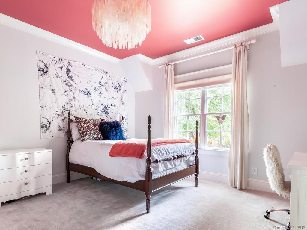 2000 Sterling Road Charlotte, NC 28209 - Photo 23 of 33 Gallery Image 23