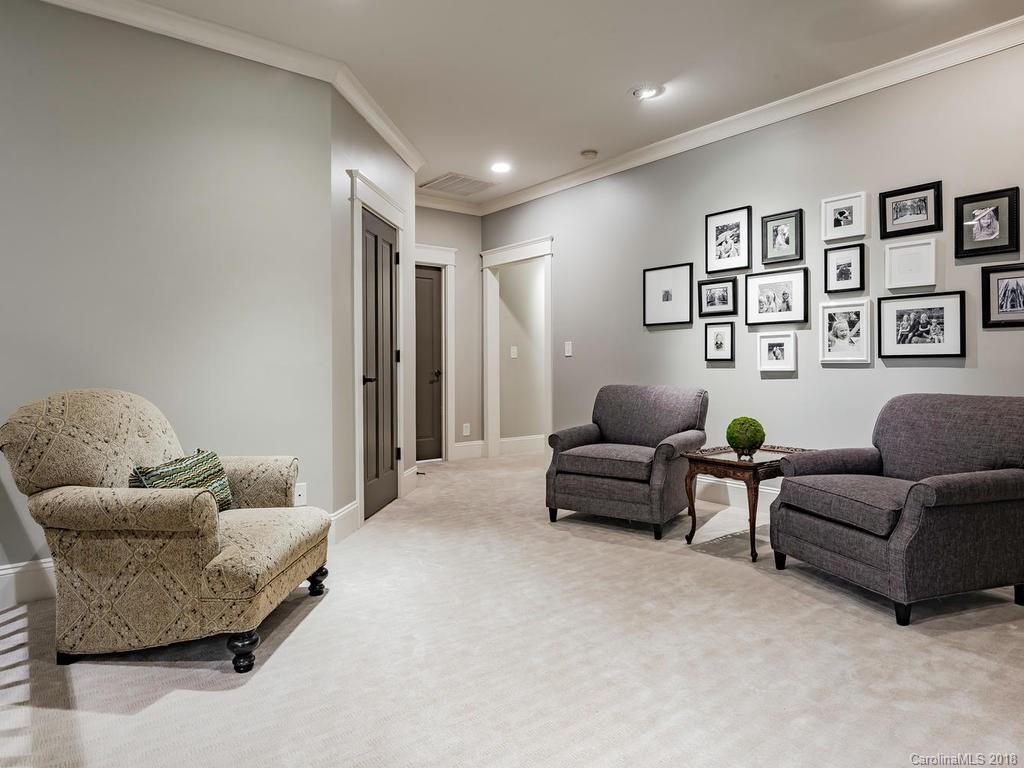 2000 Sterling Road Charlotte, NC 28209 - Photo 24 of 33 Gallery Image 24