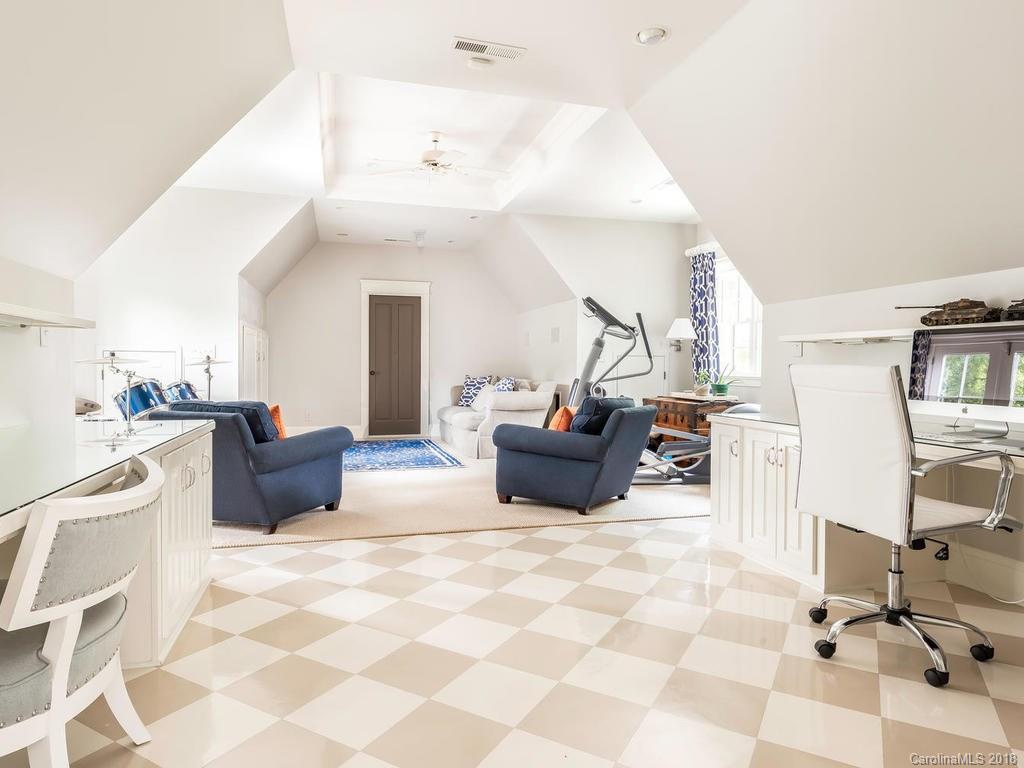 2000 Sterling Road Charlotte, NC 28209 - Photo 25 of 33 Gallery Image 25