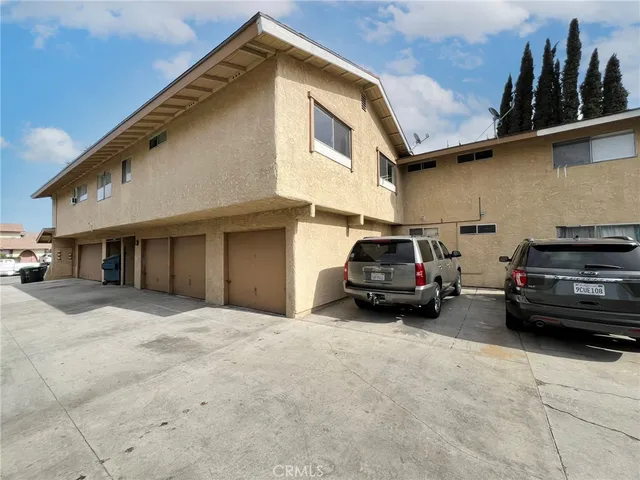 a car parked in front of a building