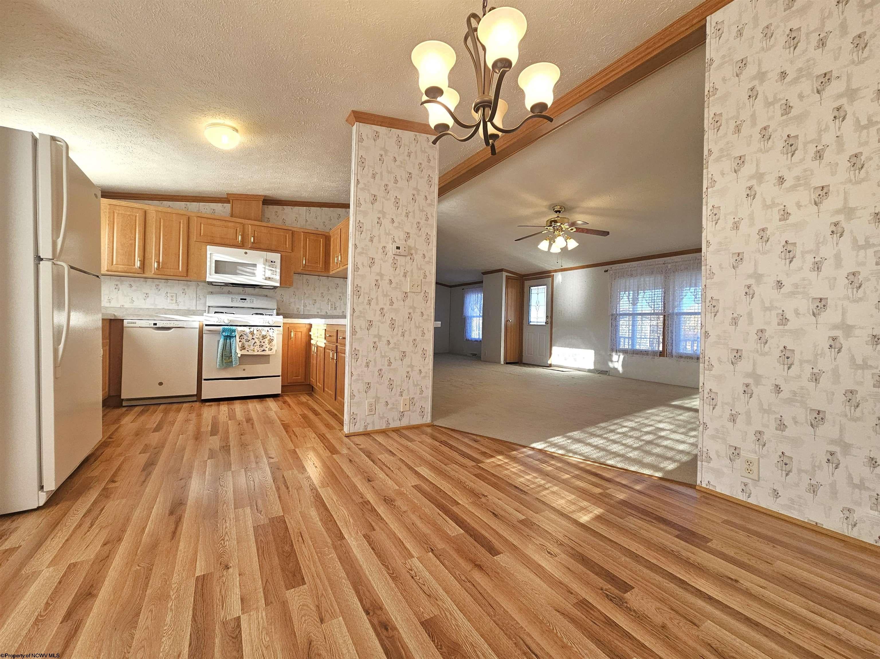 969 Montana Road Fairmont, WV 26554 - Photo 20 of 33 Gallery Image 20