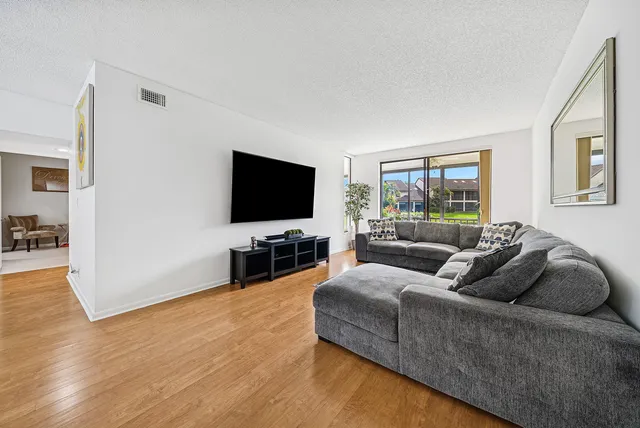 $354,000 | 7933 La Mirada Drive, Boca Raton, FL 33433