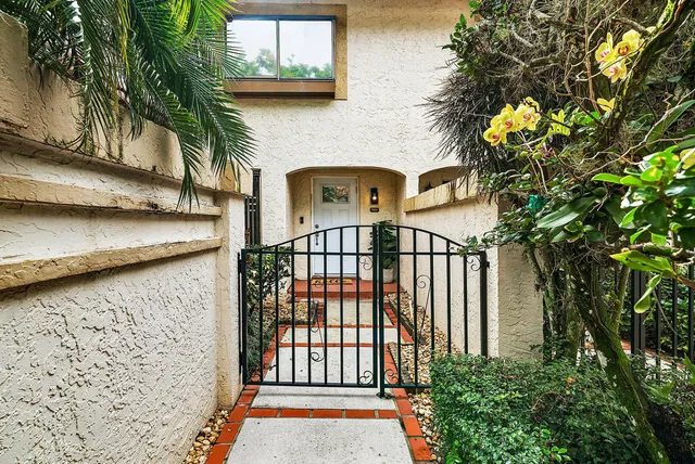 $354,000 | 7933 La Mirada Drive, Boca Raton, FL 33433