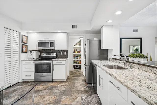 $354,000 | 7933 La Mirada Drive, Boca Raton, FL 33433