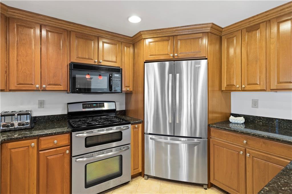 424 Simpson Howell Road Elizabeth, PA 15037 - Photo 9 of 25 Gallery Image 9