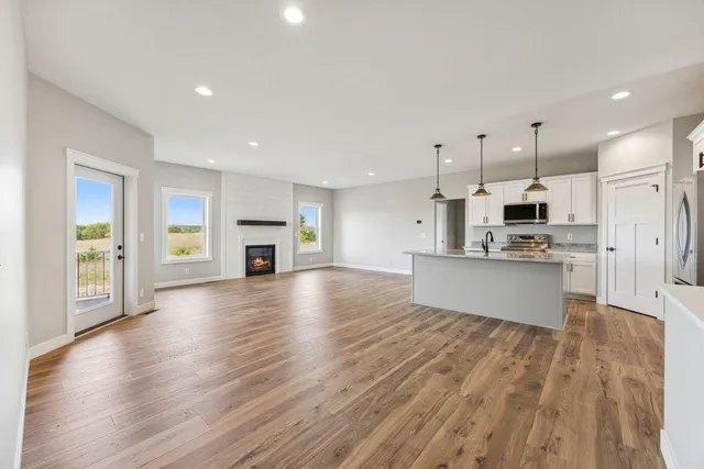 $515,000 | 1276 200th Avenue, New Richmond, WI 54017