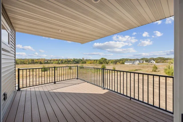 $515,000 | 1276 200th Avenue, New Richmond, WI 54017