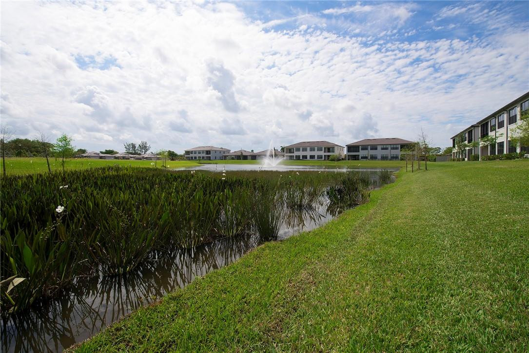 21876 Canadensis Circle, Unit 21876 Boca Raton, FL 33428 - Photo 2 of 7 Photo 2