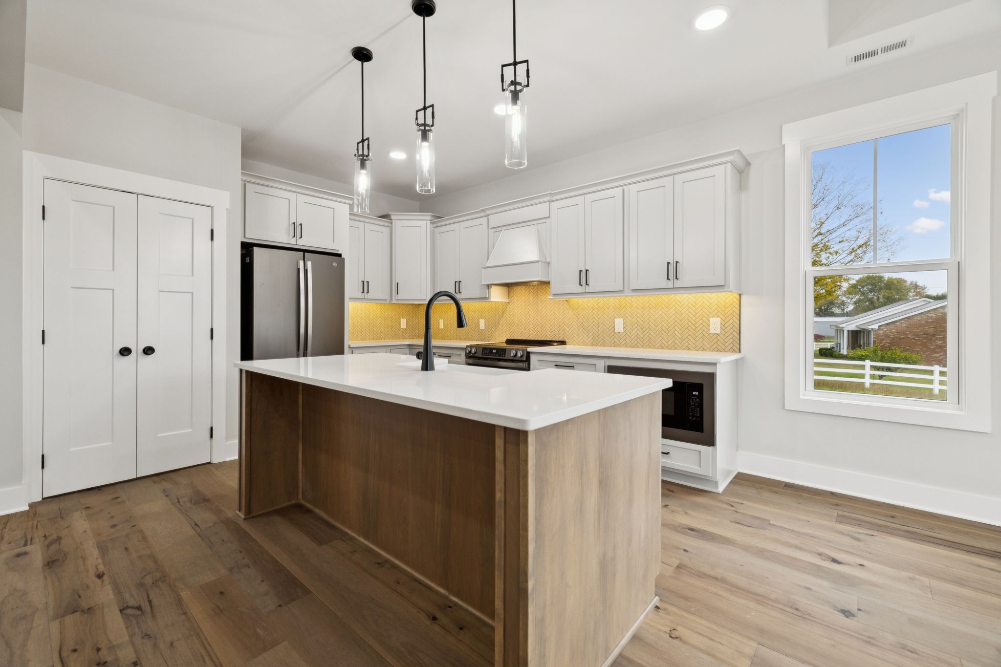 3151 Sulphur Springs Road Clarksville, TN 37043 - Photo 19 of 94