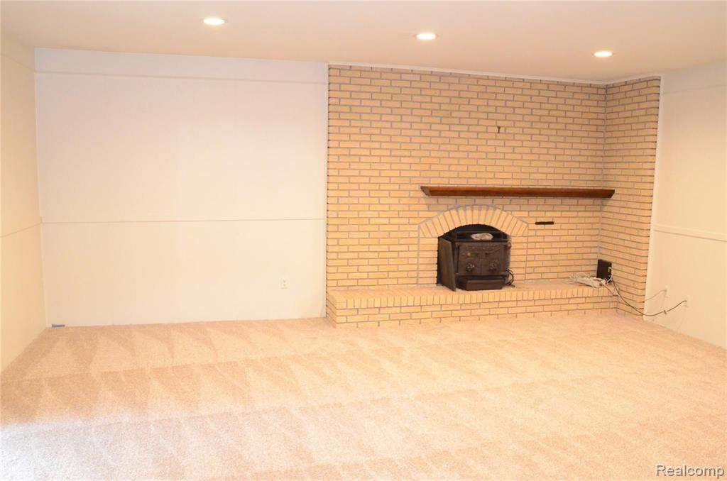 43077 Avon Road Canton, MI 48187 - Photo 26 of 52
