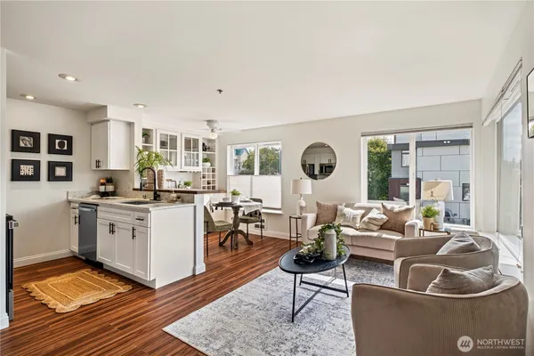 $465,000 | 3648 Whitman Avenue North, Unit C101, Seattle, WA 98103