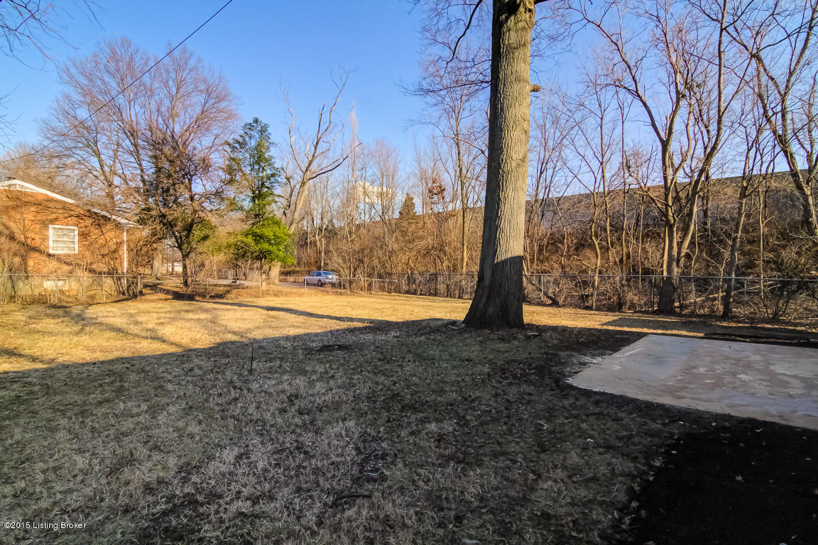 4636 Beaver Road Louisville, KY 40207 - Photo 5 of 73 0051_2_3