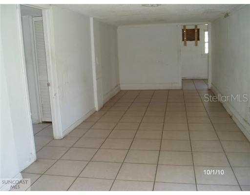 1246 Sunset Point Road Clearwater, FL 33755 - Photo 2 of 11 Gallery Image 2