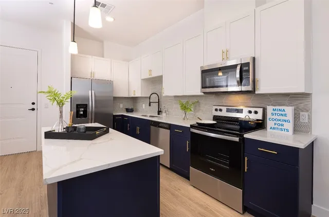 $1,575 | 100 East Warm Springs Road, Unit 3, Henderson, NV 89011