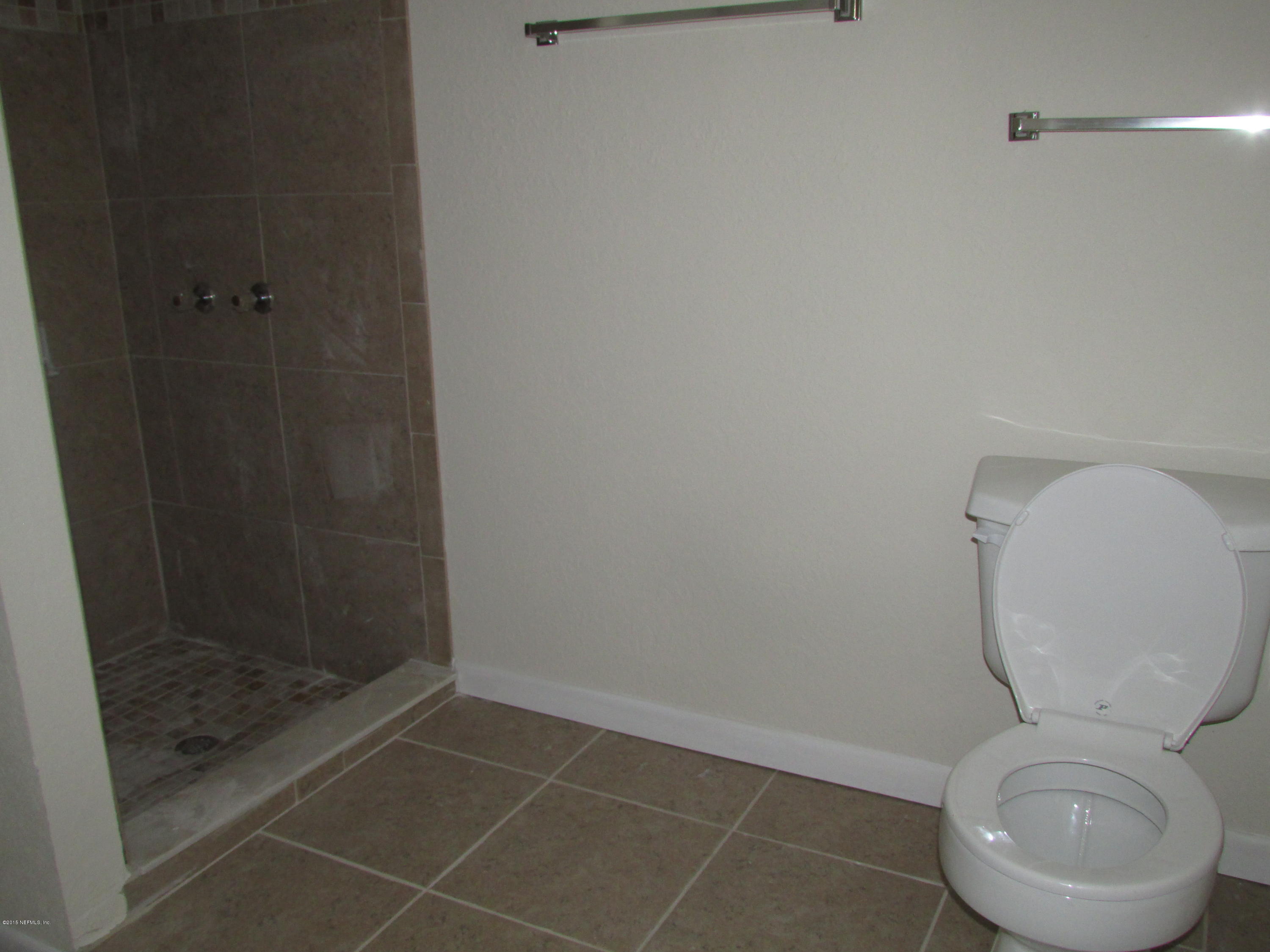 5856 Ransom Street Jacksonville, FL 32211 - Photo 9 of 11 5856 Ransom Master Bth