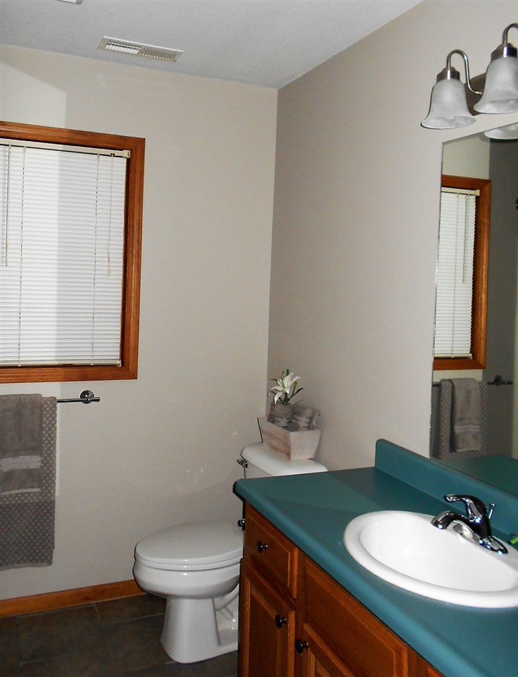 989 Fawn Court Decatur, IN 46733 - Photo 12 of 27